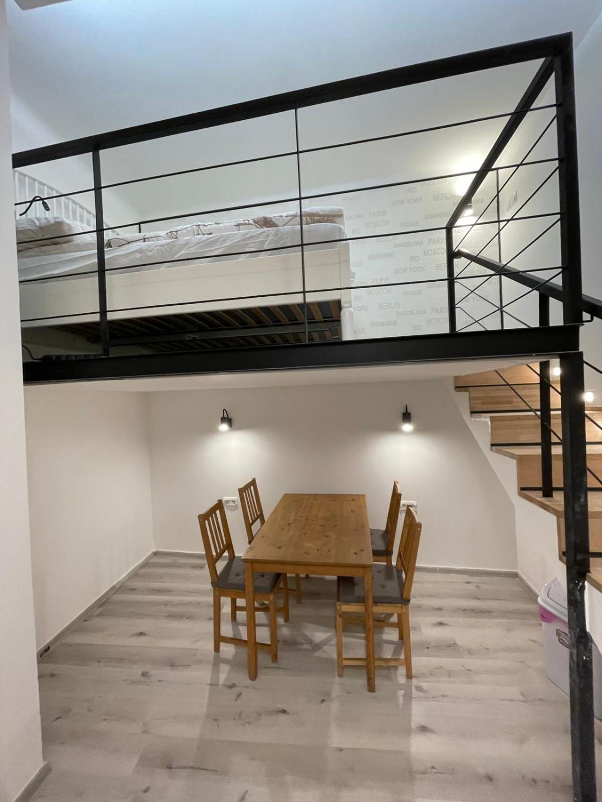 Szekely Apartment Near Deak Ferenc Square With Free Parking In Garage Budapest Ngoại thất bức ảnh